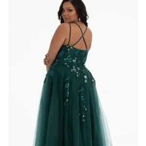 camille la vie emerald green dress Camille Maxi Dress – OutDazl